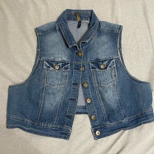 Highway Jeans Crop Jean Vest